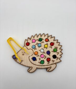 Jeu à trous (hérisson)